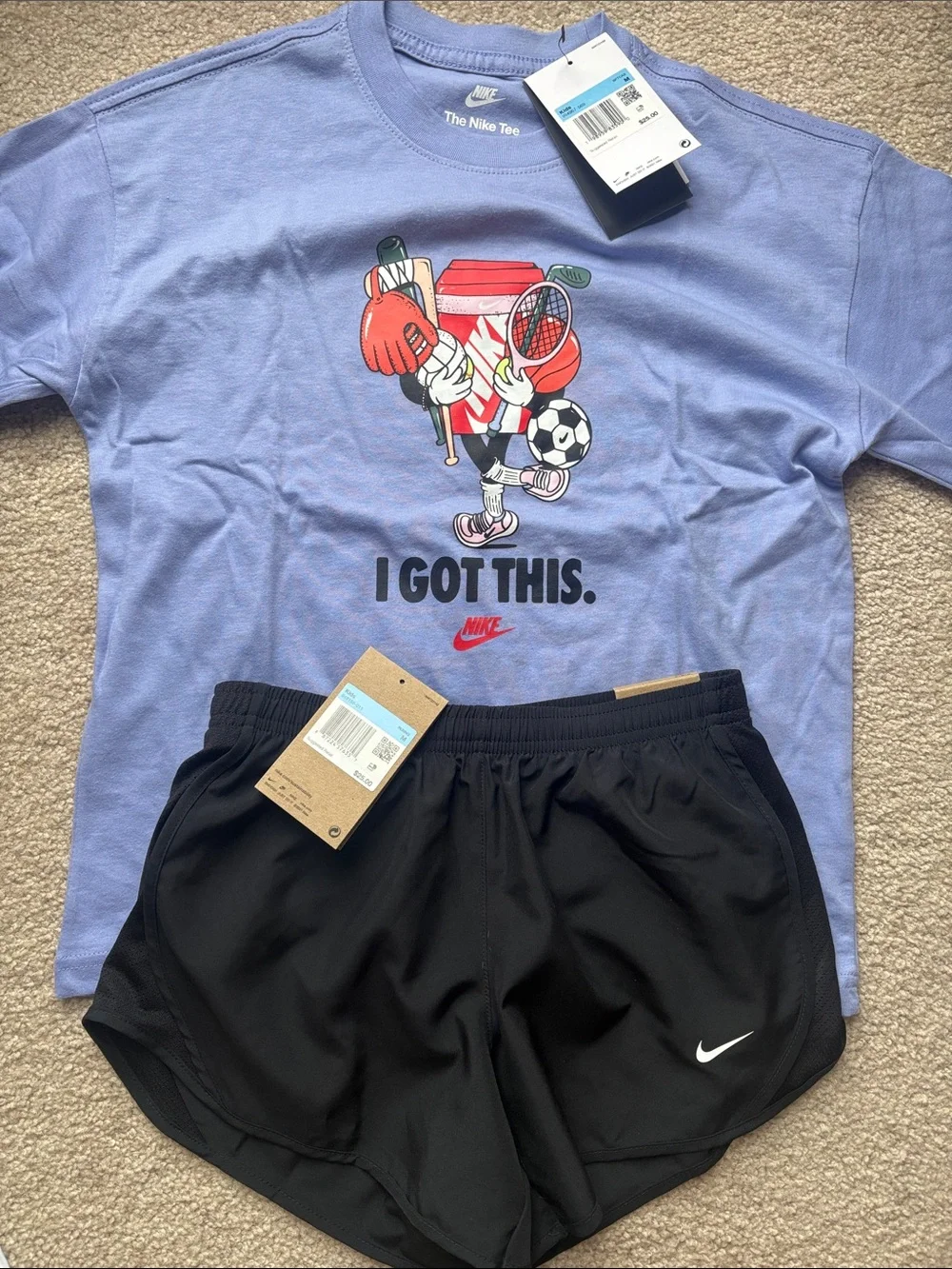 Nike Kids Girls Bundle sports tshirts shorts athletic medium NWT - Picture 2 of 3
